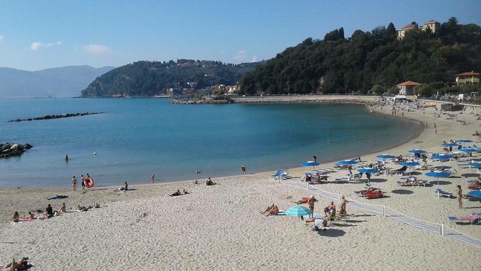 Affittacamere La Baia Di Lerici Exterior photo